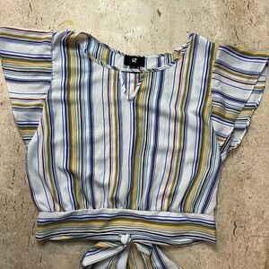 Super Cute IZ Byer Blouse Size Large